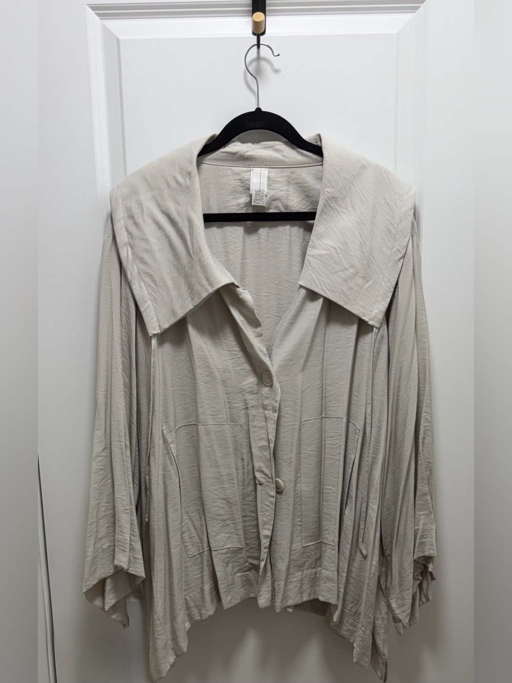 MarlaWynne Light Cream Button-Front Relaxed Jacket with Wide Collar